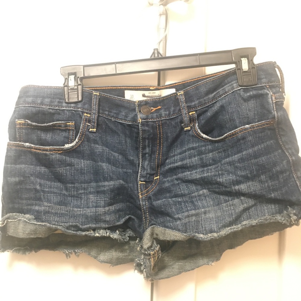 Abercrombie &Fitch Cutoffs